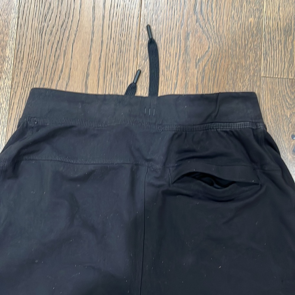Lululemon shorts - Picture 5 of 5